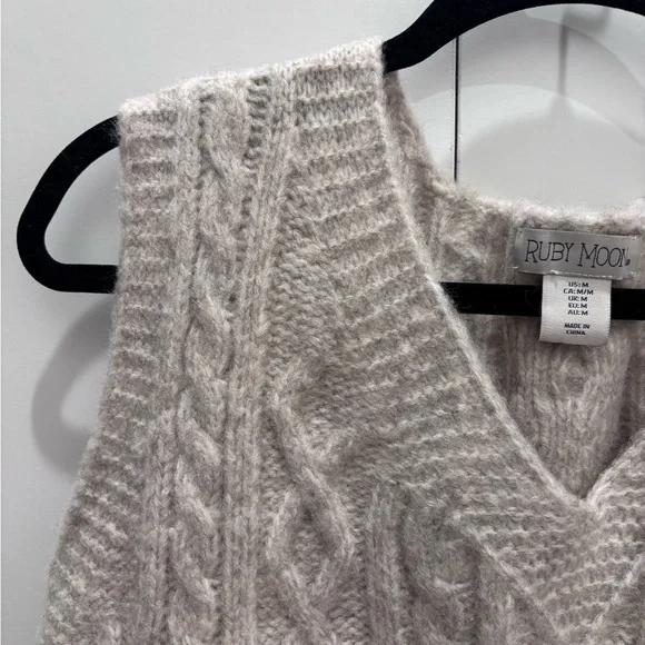 Ruby Moon Tan V-Neck Cable Knit Sweater Vest - Picture 5 of 11